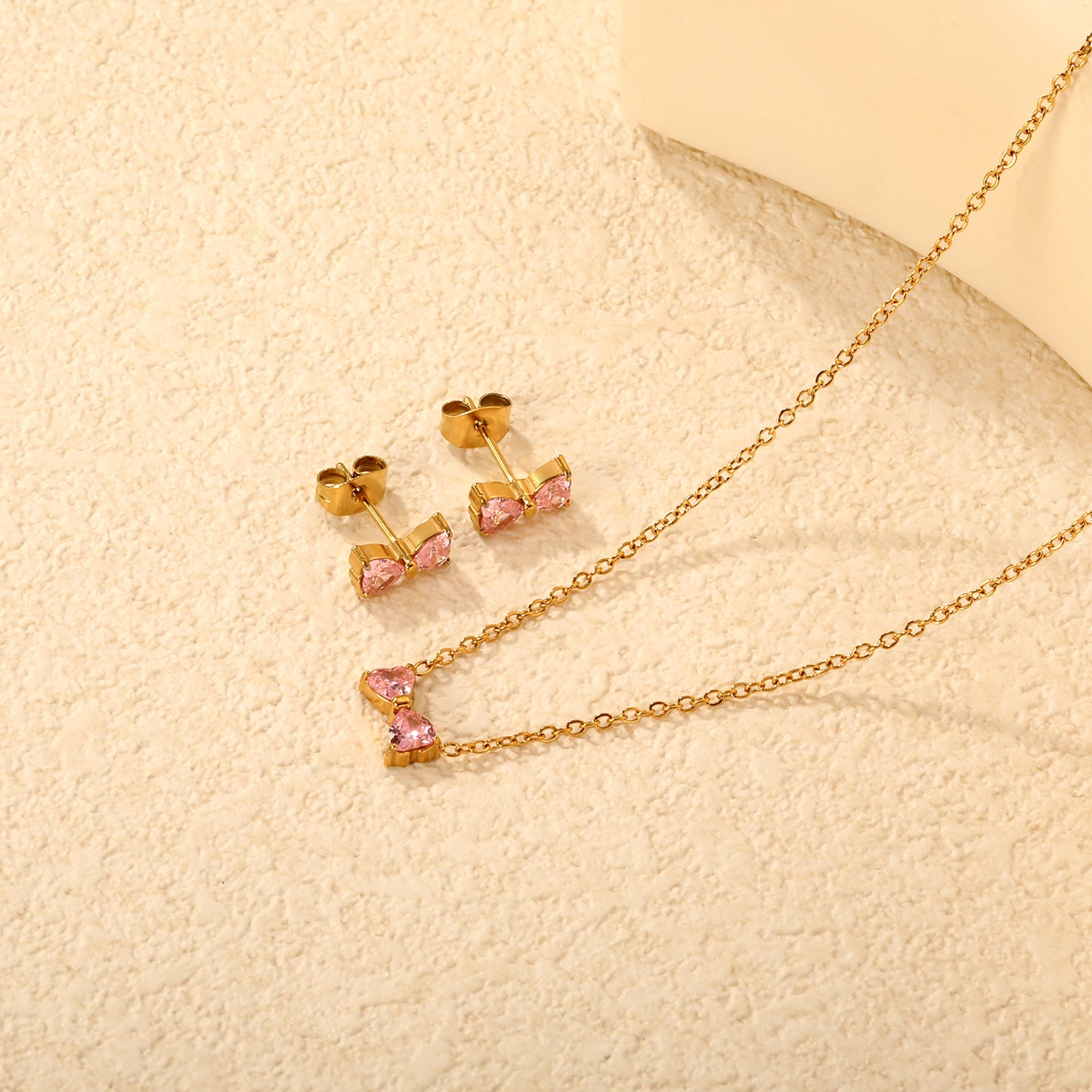 Set Cercei si Colier Pink Bow Placat cu Aur 18K