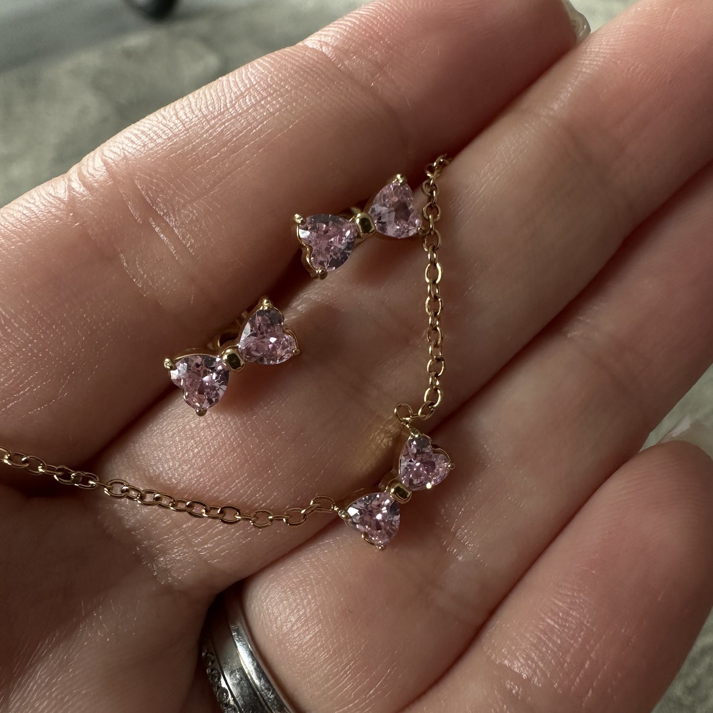 Set Cercei si Colier Pink Bow Placat cu Aur 18K